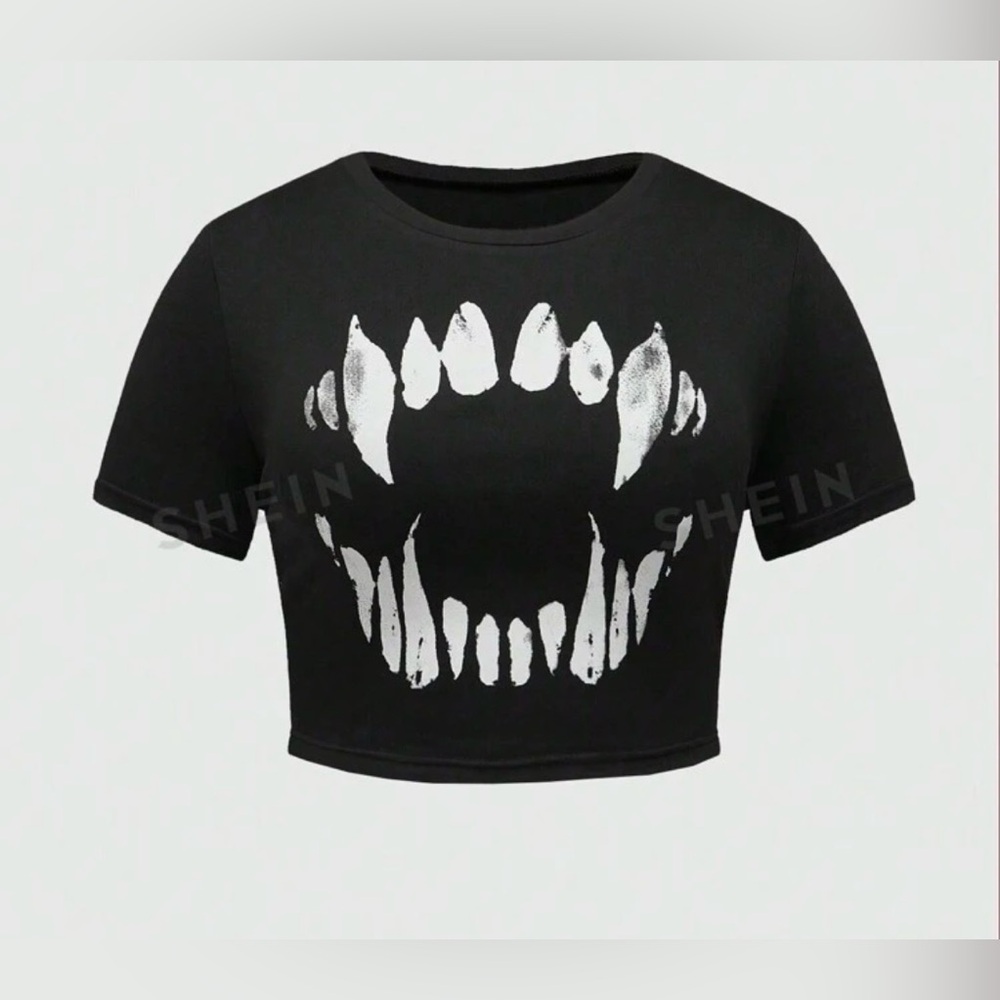 Vampire bite Crop top